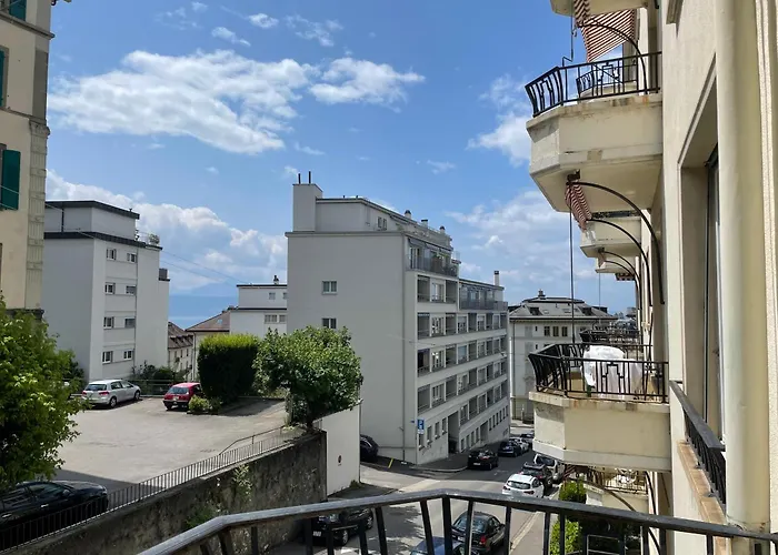 Proche De La Gare De Lausanne